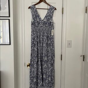 NWT Hyacinth House TUCKERNUCK Elegant Blue and White Floral Dress